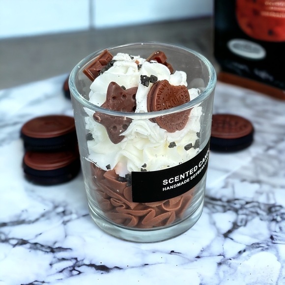 ⚠️SALE Candle // Handmade Cookies And Chocolate Shaped Candle SEND OFFERS🥳 - Picture 3 of 5